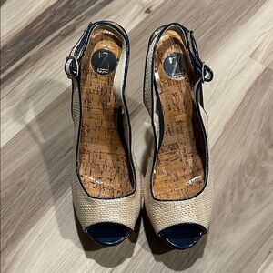 Sergio Zelcer Navy and Tan Wedges